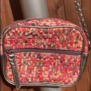 The Sak small crossbody. Beautiful chain strap